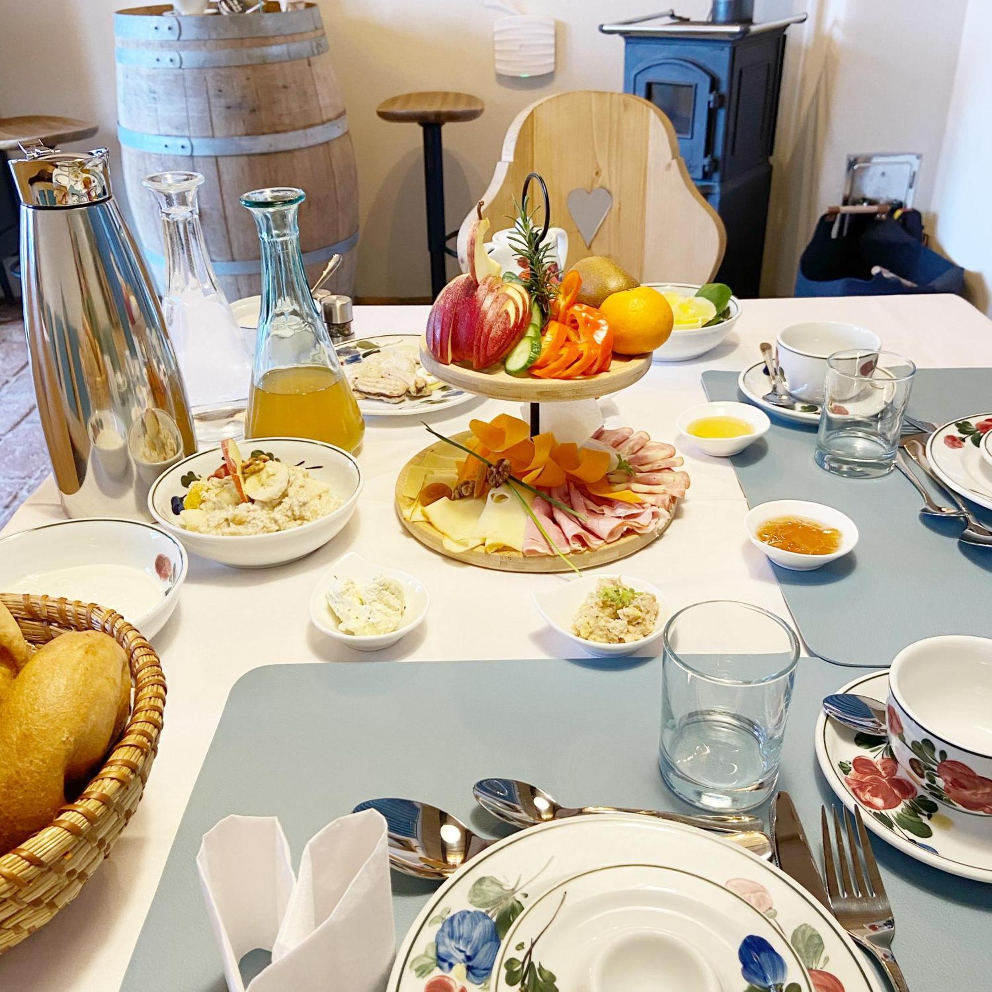 Kaeferberghof Im Burgenland, Komfortzimmer Mit Fruehstueck, Bed & Breakfast, Urlaub Am Bauernhof Eltendorf ภายนอก รูปภาพ